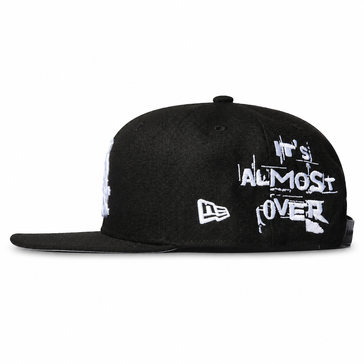 HUSTLE. SNAPBACK